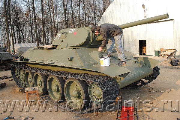Восстановленный танк времён ВОВ, покрашенный Резиновой краской с антикором. Салават, Ямало-Ненецкий АО